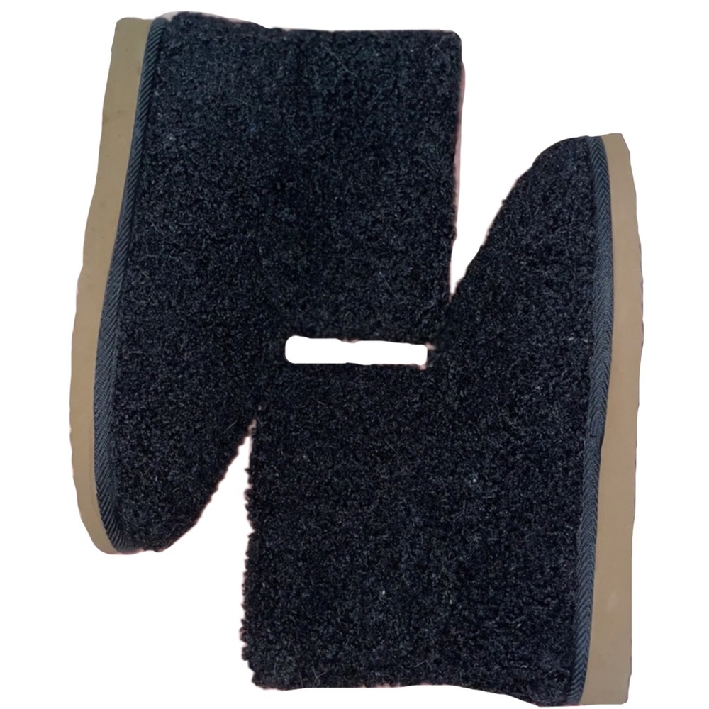 Old navy wool boots